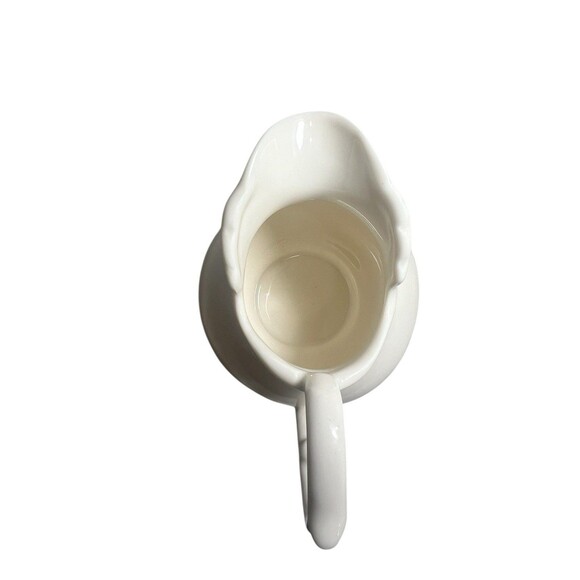 VTG Creamer Pitcher Classic Curved Body Flared Spout Elegant Handle 4.5” Tall - Picture 8 of 11